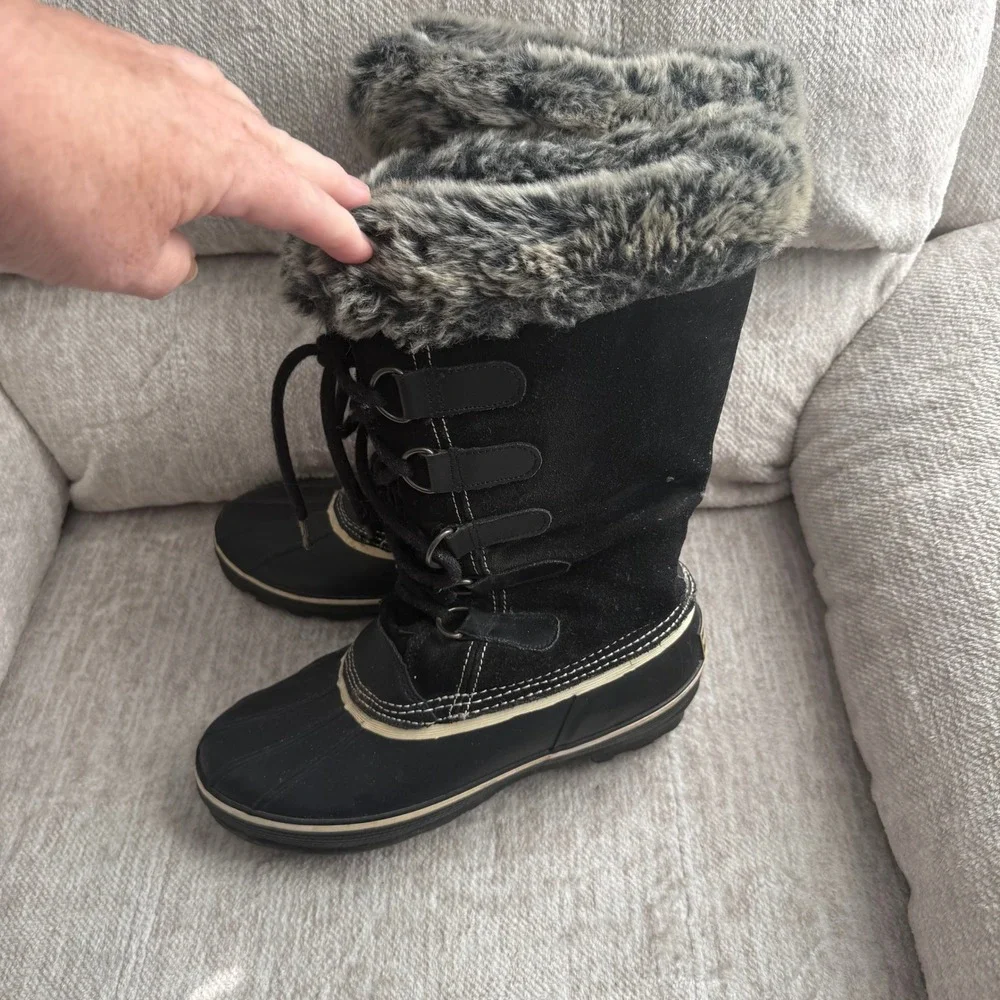 Ozark Trail Womens Black Suede Faux Fur Trim Winter Snow Duck Boots Lace Up